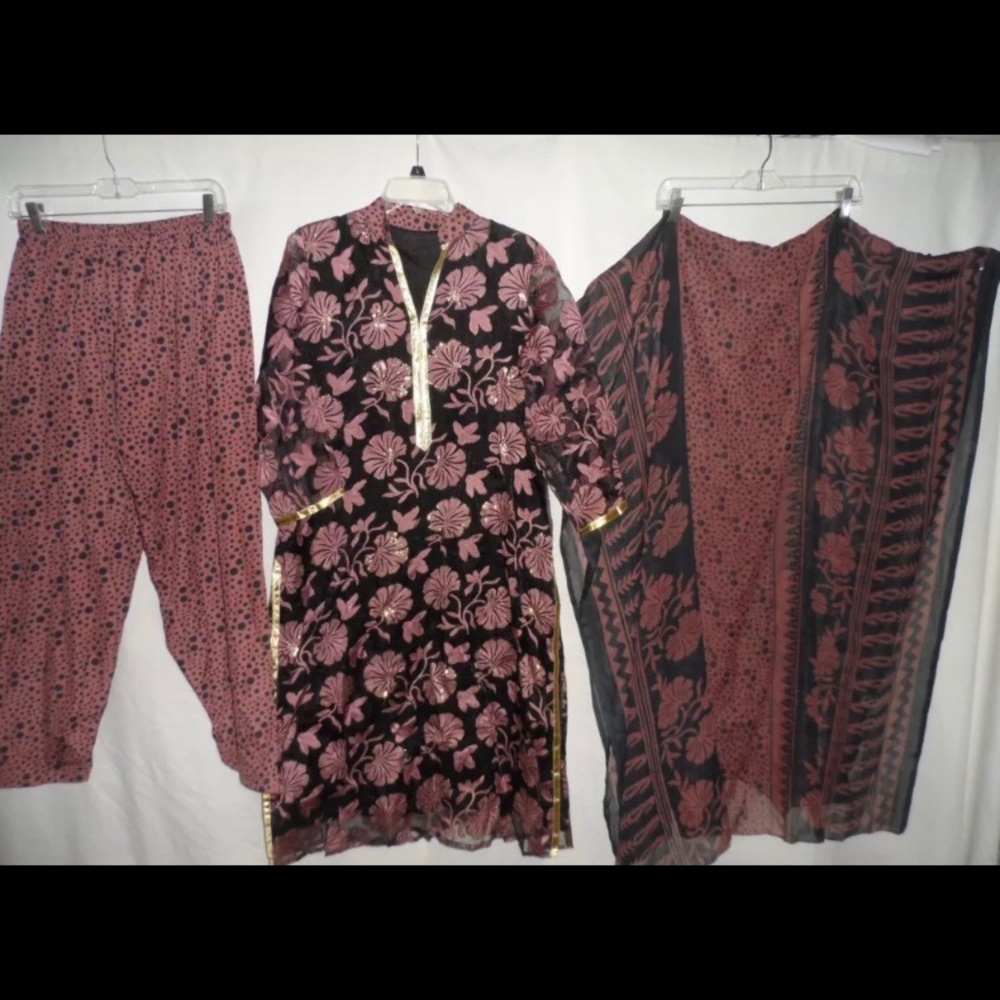 Shalwaar kameez With dupatta